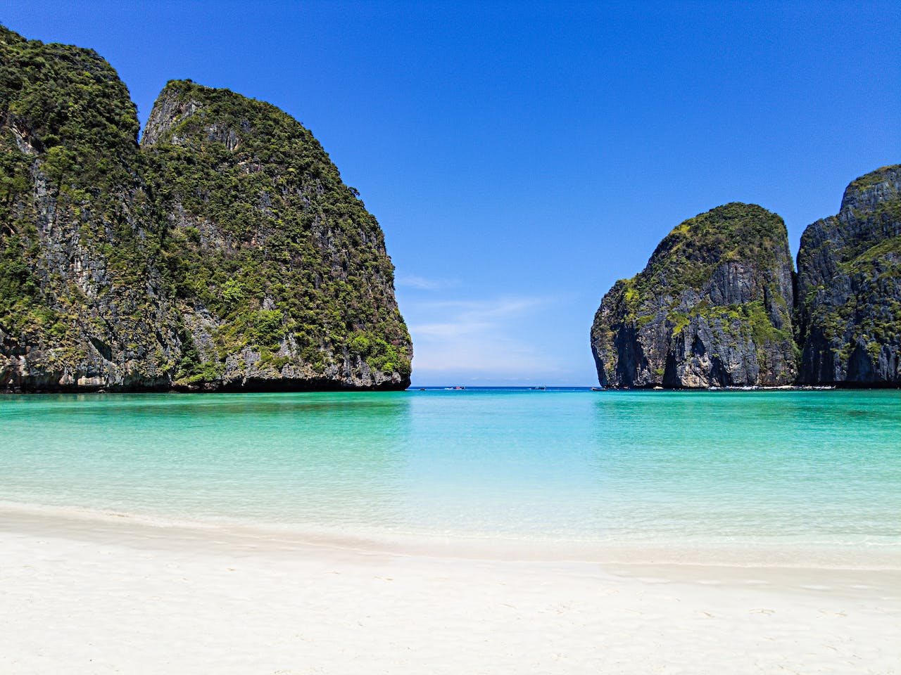 maya bay thailand